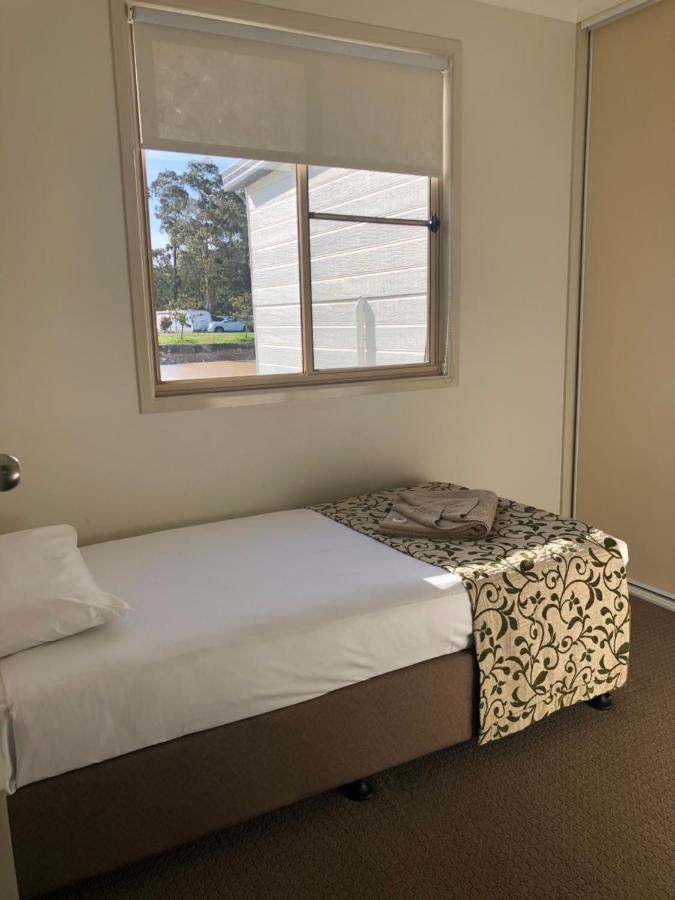 Australian Motor Home Tourist Park Twelve Mile Creek Karuah 외부 사진
