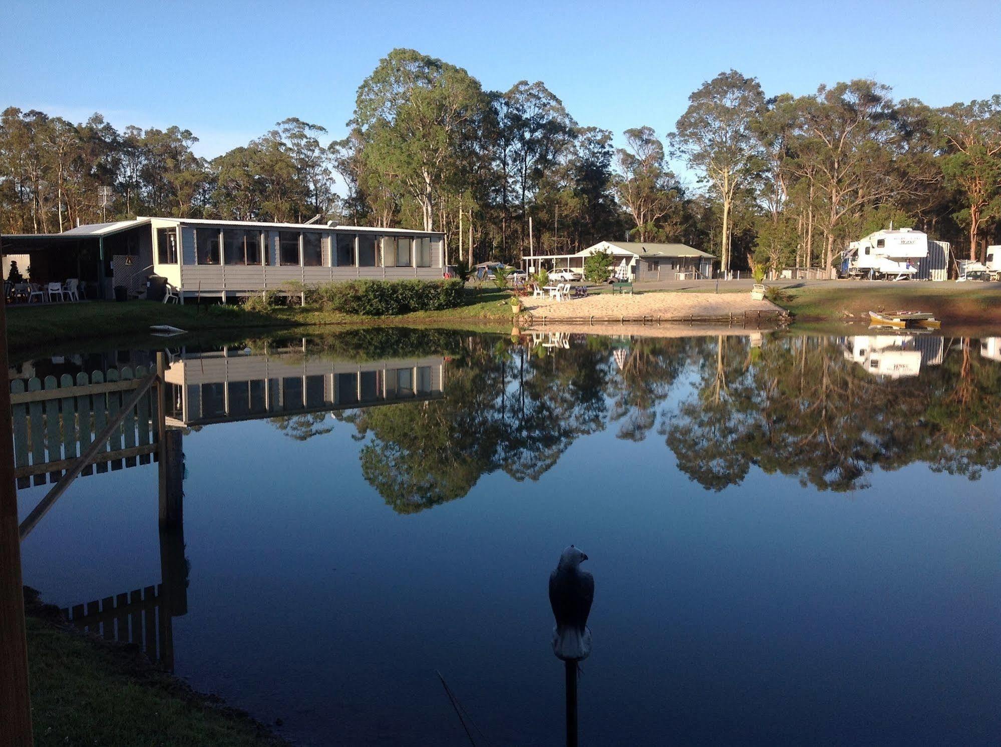 Australian Motor Home Tourist Park Twelve Mile Creek Karuah 외부 사진